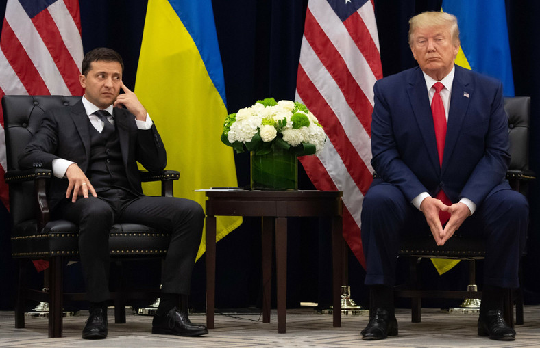 Prezydent USA Donald Trump i prezydent Ukrainy Wołodymyr Zełenski podczas spotkania w Nowym Jorku na marginesie Zgromadzenia Ogólnego ONZ,  25 września 2019 r.