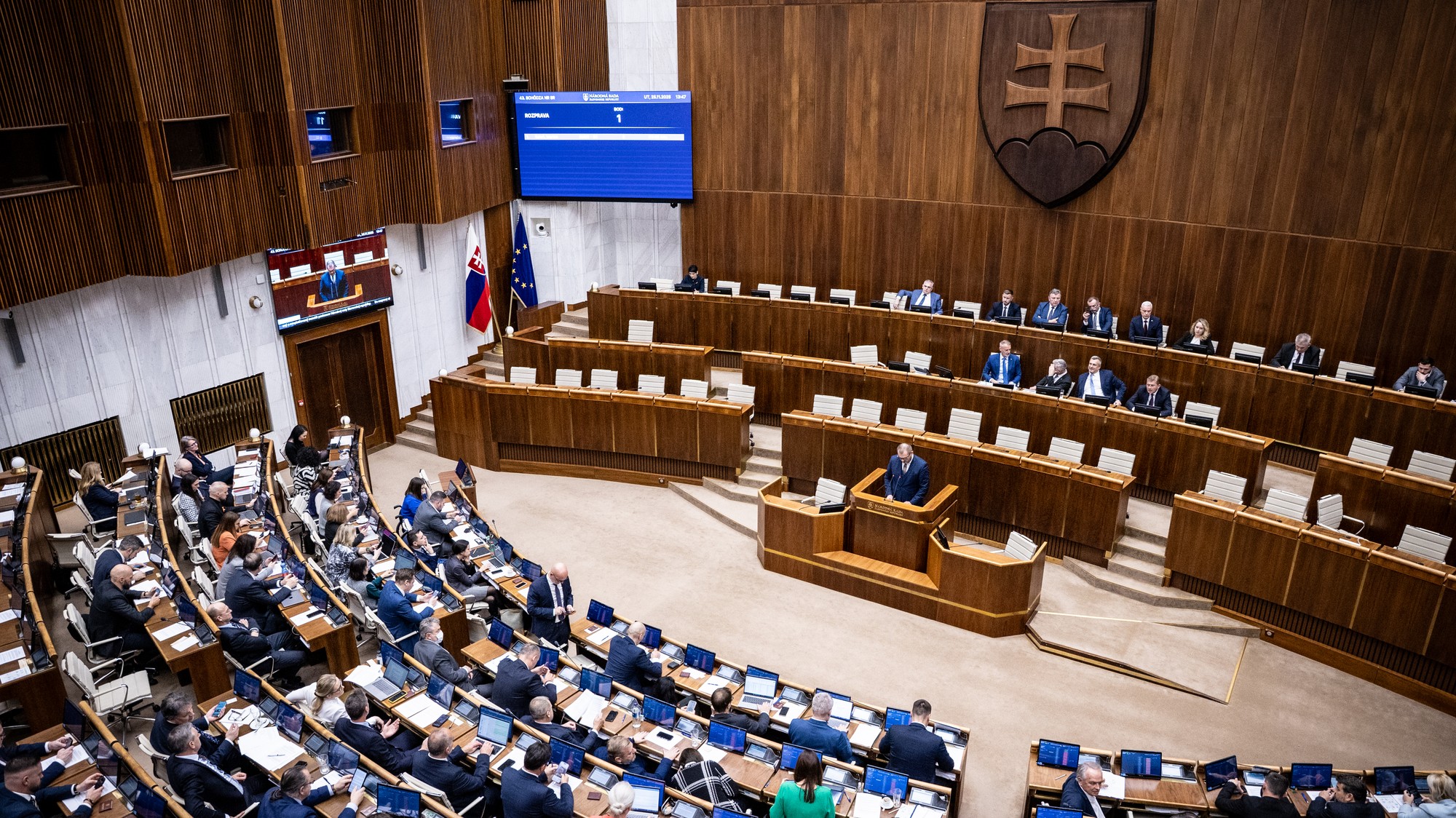 Rokovanie parlamentu, 25.11.2025