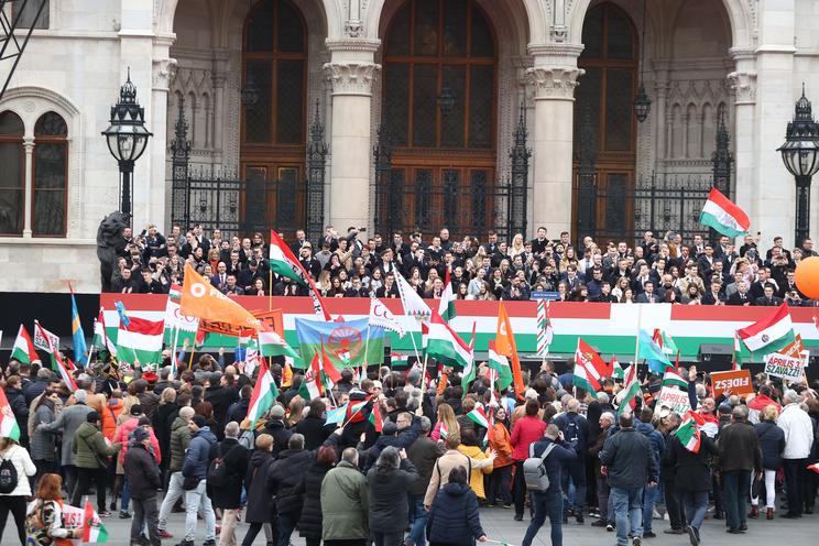 Orbán Viktor erős beszédet mondott a Kossuth téren / Fotó: Pozsonyi Zita