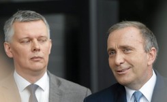 Siemoniak i Trzaskowski nie są już wiceszefami klubu PO. 'Nie ma w tym nic sensacyjnego'