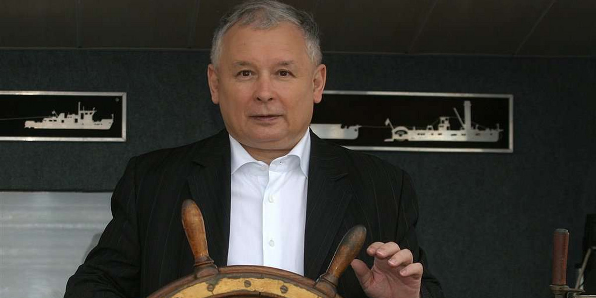 Kaczyński odda część władzy 