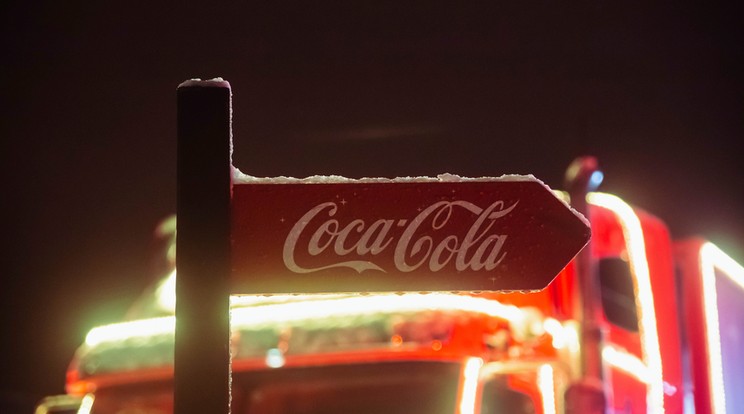Nagy felháborodást váltott ki a Coca-Cola karácsonyi reklámja - Blikk