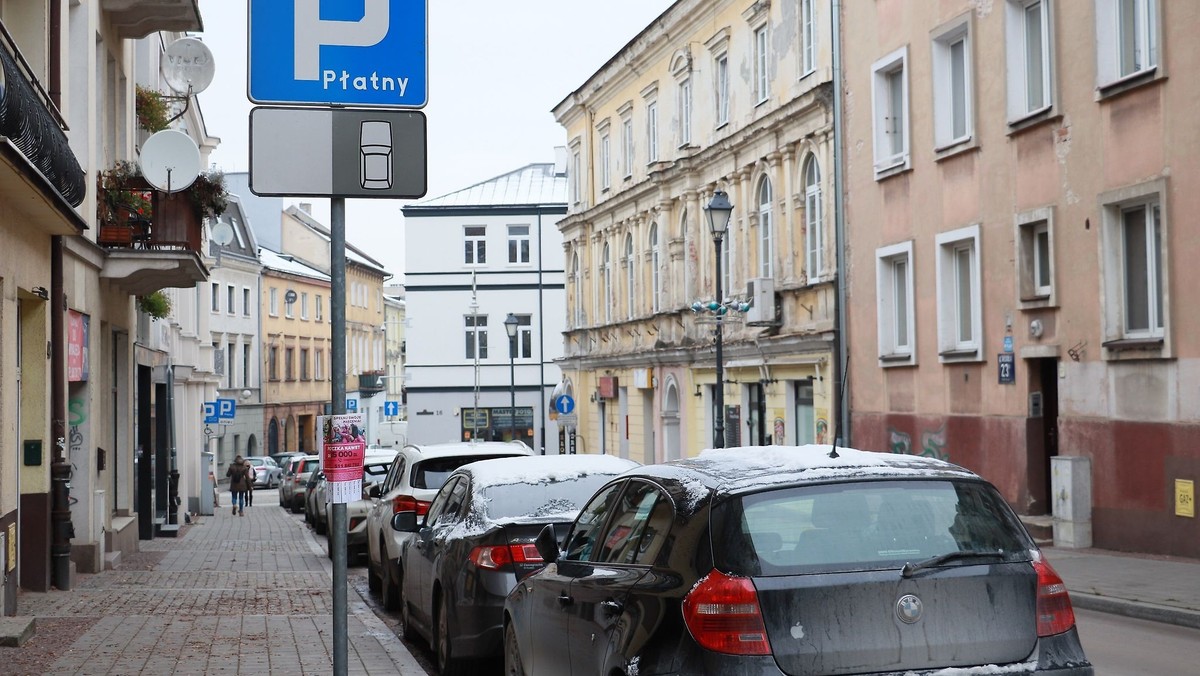 Kielce. Działa już platforma sprzedaży abonamentów parkingowych