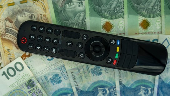 Zamiast likwidacji – kara 915 zł. Rząd zmienił plany w sprawie abonamentu RTV