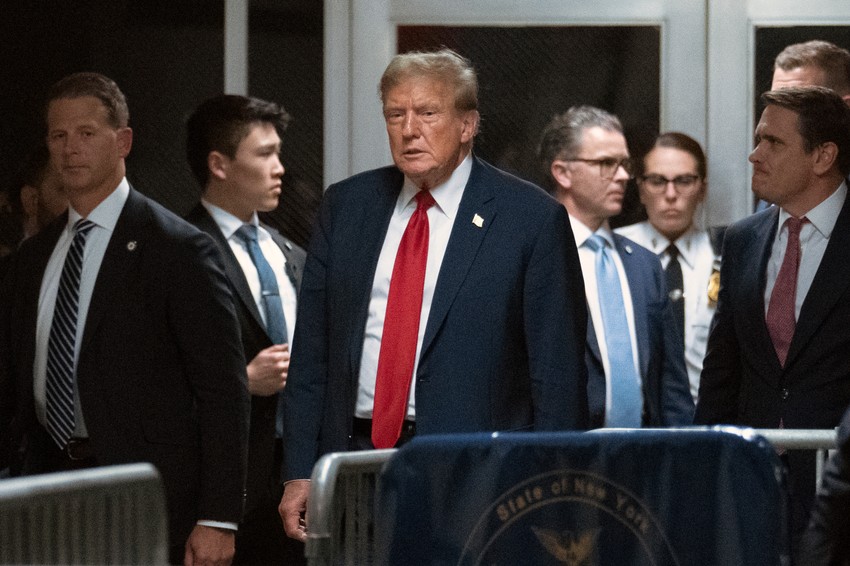 Donald Tramp na sudu u Njujorku 15. aprila