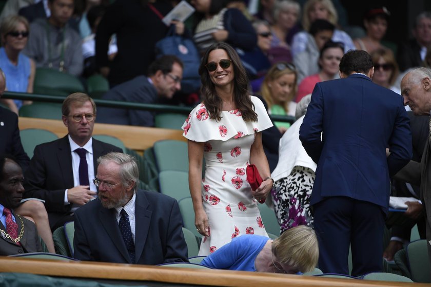 Pippa Middleton na trybunach w Londynie