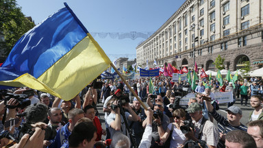 Około dwa tys. ludzi demonstrowało w Kijowie w Święto Pracy