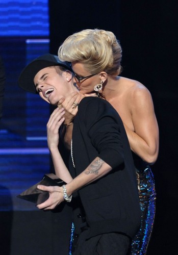 Justin Bieber i Jenny McCarthy