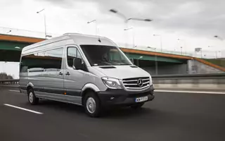 Mercedes Sprinter 319 CDI: olbrzym o delikatnym charakterze