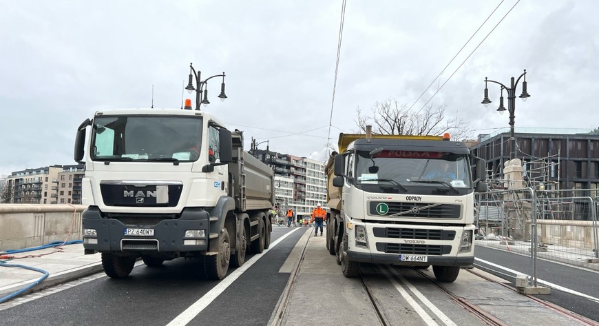 Próba obciążeniowa na moście Pomorskim
