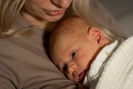 "NEĆU DA MI DETE BUDE ŠKORPIJA": Žene masovno TEMPIRAJU POROĐAJ prema horoskopskom znaku, lekari zgroženi, upozoravaju na posledice