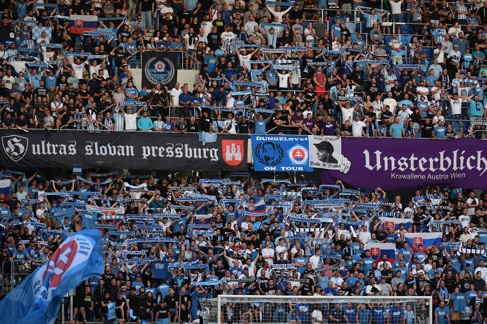 Slovan Bratislava - Ferencváros Budapešť.
