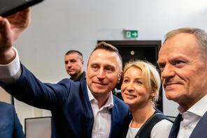 Na zdjęciu: Krzysztof Brejza, posłanka Magdalena Łośko i Donald Tusk.