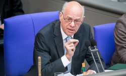 Przewodniczący Bundestagu: W Polsce trwa niezbędna rozprawa ze strukturami odziedziczonymi po komunizmie