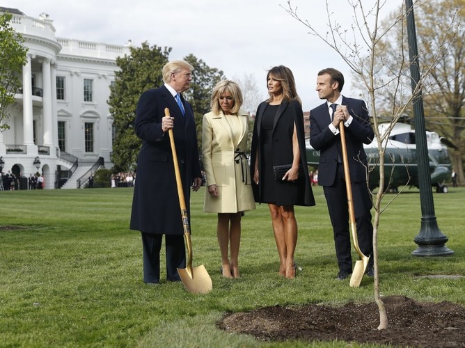 Donald Trump i Brigitte Macron, Melania Trump i Emmanuel Macron
