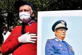 "JA SAM TITA ISKLJUČIO SA APARATA, još pamtim šta mi je STANE DOLANC rekao": Maršal insistirao da ga OVAKVOG SAHRANE i kad mu je SMRT visila nad glavom - jeo hranu za astronaute, ali nije bilo spasa