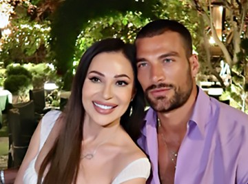 Ceca Ražnatović blista u društvu NAJFATALNIJEG ITALIJANA: Zajednička fotka osvanula na mrežama, komentari pljušte