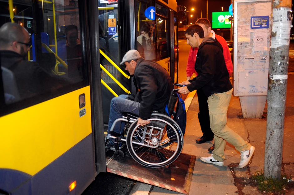 Sve se može kad se hoće: Spuštena rampa za ulazak