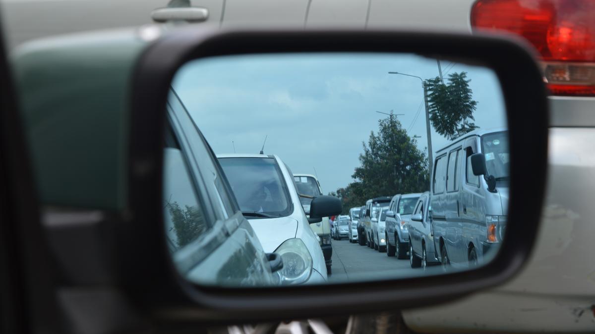 Hatalmas dugó alakult ki ma reggel az M3-as autópályán a rendőrök  szondáztatása miatt - Blikk