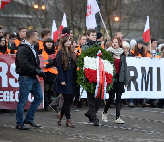 Marsz Niepodległości na ulicach Warszawy
