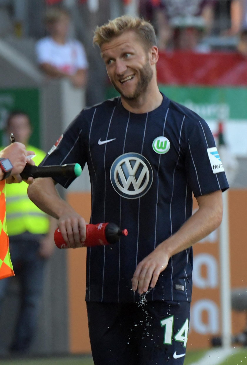 Jakub Błaszczykowski ma nową rolę w VfL Wolfsburg. Dieter Hecking wystawia go na prawej obronie