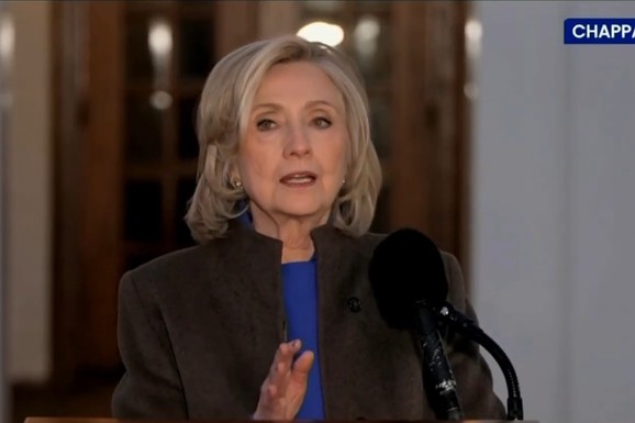 (VIDEO) "NEMAM POJMA O ZLOČINIMA EPSTAJNA" Oglasila se Hilari Klinton nakon 6 svedočenja pred Kongresom SAD, pozvala Trampa da svedoči pod zakletvom 