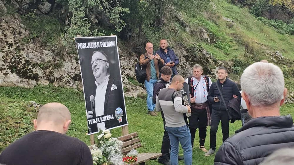 U Knežini se okupili u čast Halidu Bešliću