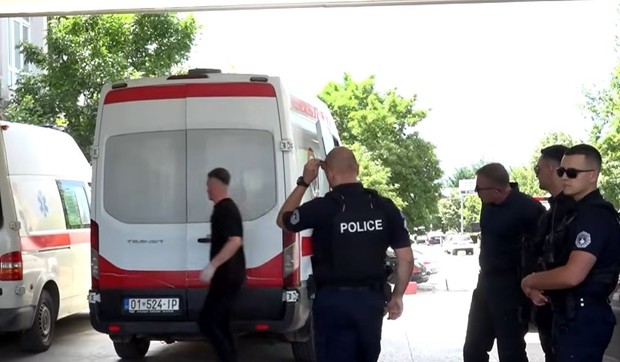 Pucnjava u Podujevu