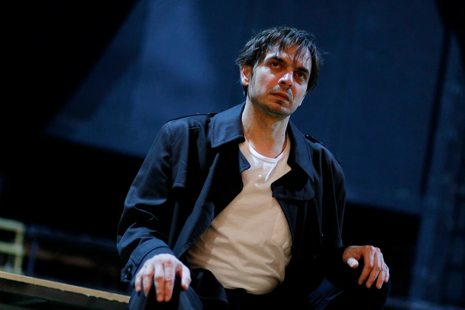 Bojan Žirović tumači tri lika