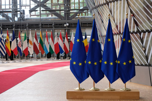 Szczyt UE w Brukseli. Będzie o budżecie, Ukrainie i bezpieczeństwie