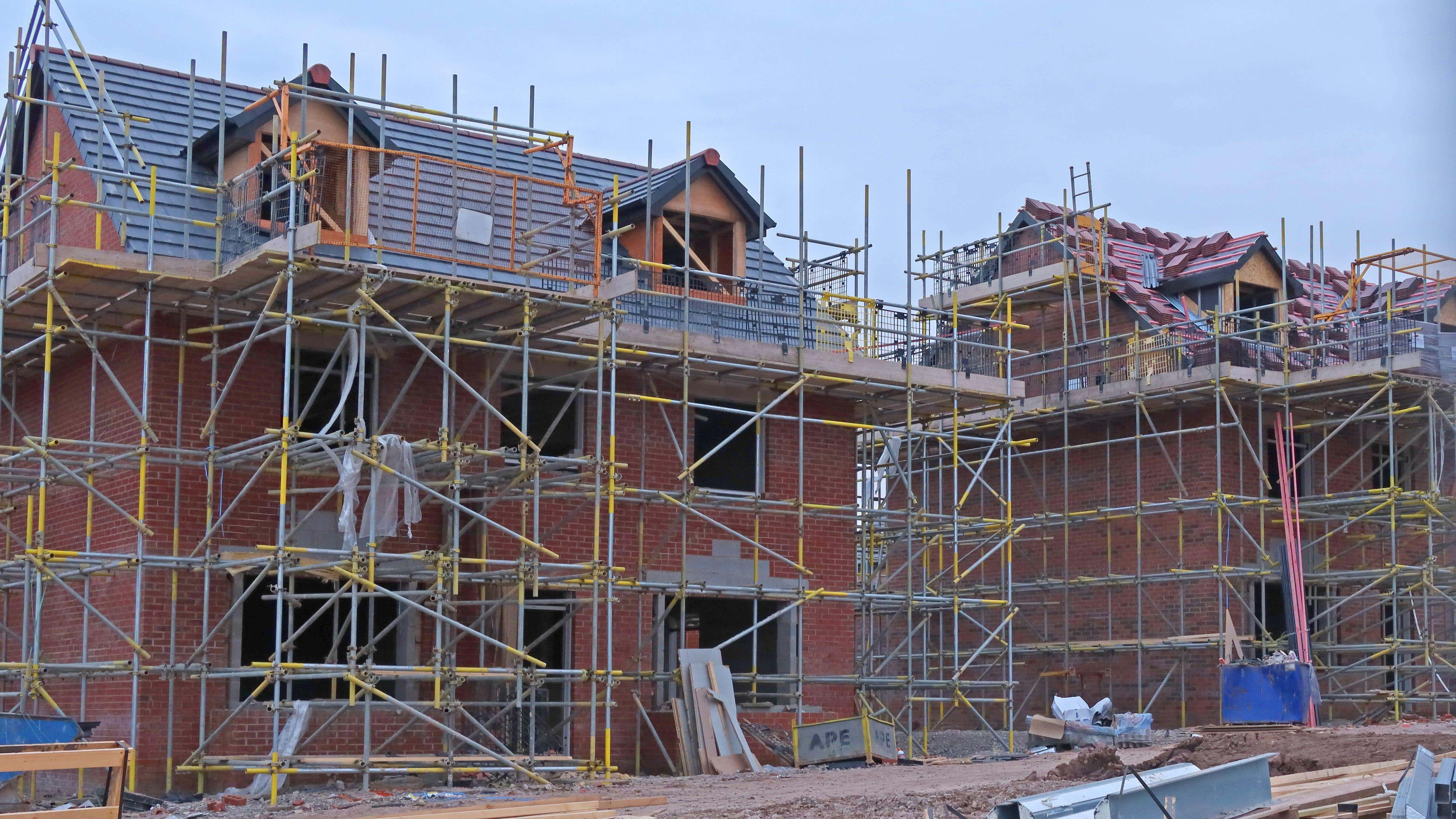 Crest Nicholson shares plunge 13% on profit warning