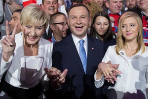 Andrzej Duda z żoną i córką 