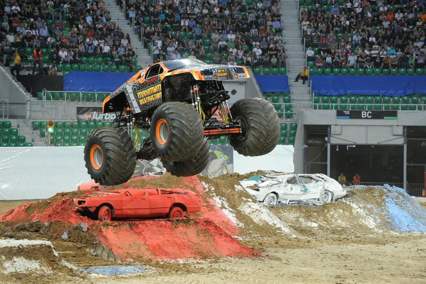 Monster Trucki na wrocławskim stadionie w 2011 roku