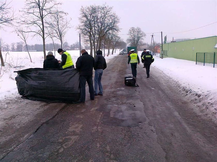 Ten chłopiec spotkał śmierć na drodze