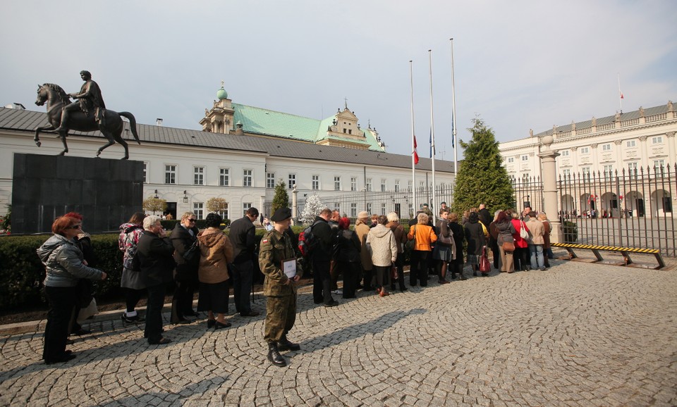 WARSZAWA KATASTROFA SAMOLOTU PAŁAC PREZYDENCKI