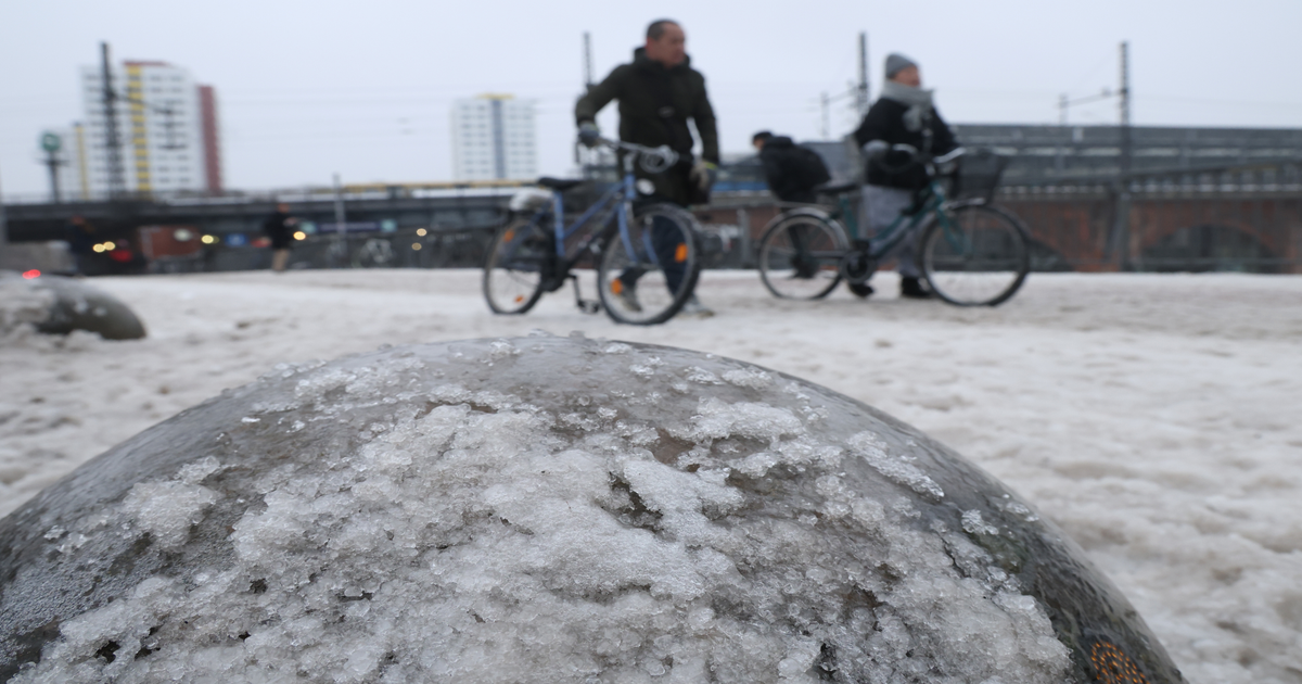 Glatteis-bei-bis-zu-11-Grad-Ab-Wochenmitte-droht-gef-hrlicher-Wetterumschwung
