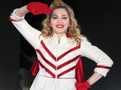 Madonna w Moskwie: Modlę się o uwolnienie Pussy Riot – zdjęcia!