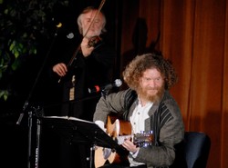 Przyjaciele pamiętają o Piotrze Skrzyneckim