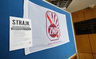 ZNP zapowiada na wtorek ogólnopolską manifestację nauczycieli przed MEN