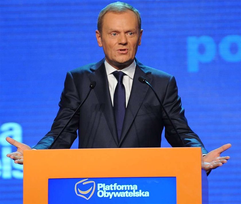 Tusk na razie nie wymienia ministrów