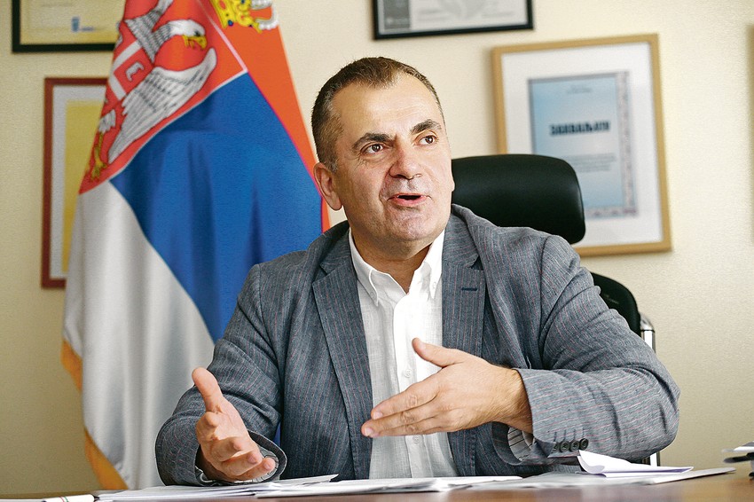 Zastitnik građana smatra da se mora unaprediti položaj učenika nižih razreda