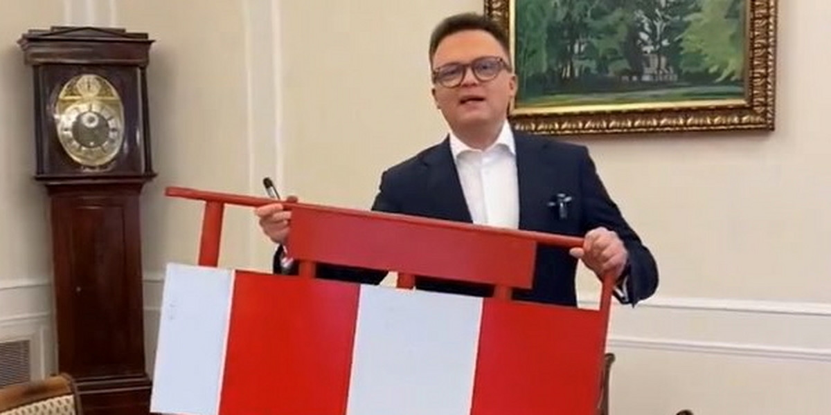 Na aukcji na rzecz WOŚP można było wylicytować barierkę spod Sejmu oraz obiad w towarzystwie marszałka Sejmu Szymona Hołowni. 