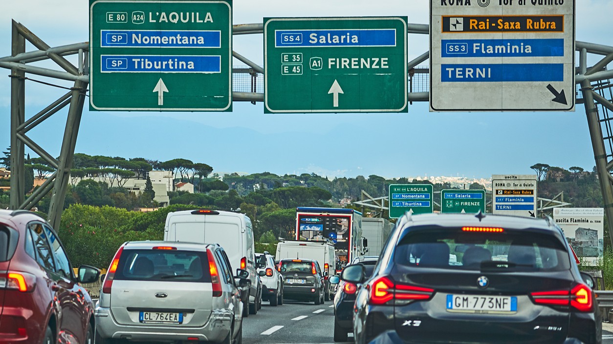 Smerujete k Jadranu alebo na juh Talianska? Dodržiavajte predpísanú rýchlosť, radary striedajú režimy a nepustia takmer žiaden priestupok.