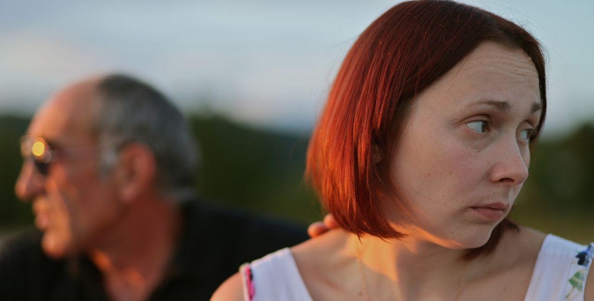 "Efekt domina" - emocje narodowe, emocje osobiste