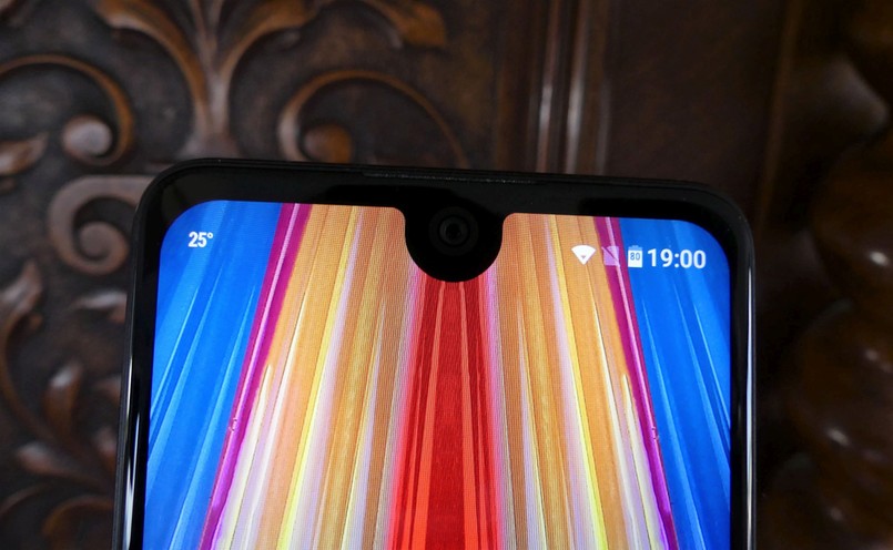 Wiko View 2 Pro - notch