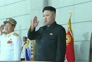 Kim Dzong Un salutuje Korea Północna