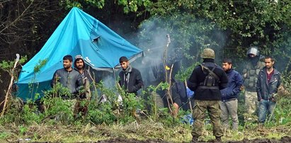 Polacy chcą unijnej pomocy. Co sądzą o przepychaniu imigrantów za granicę siłą?