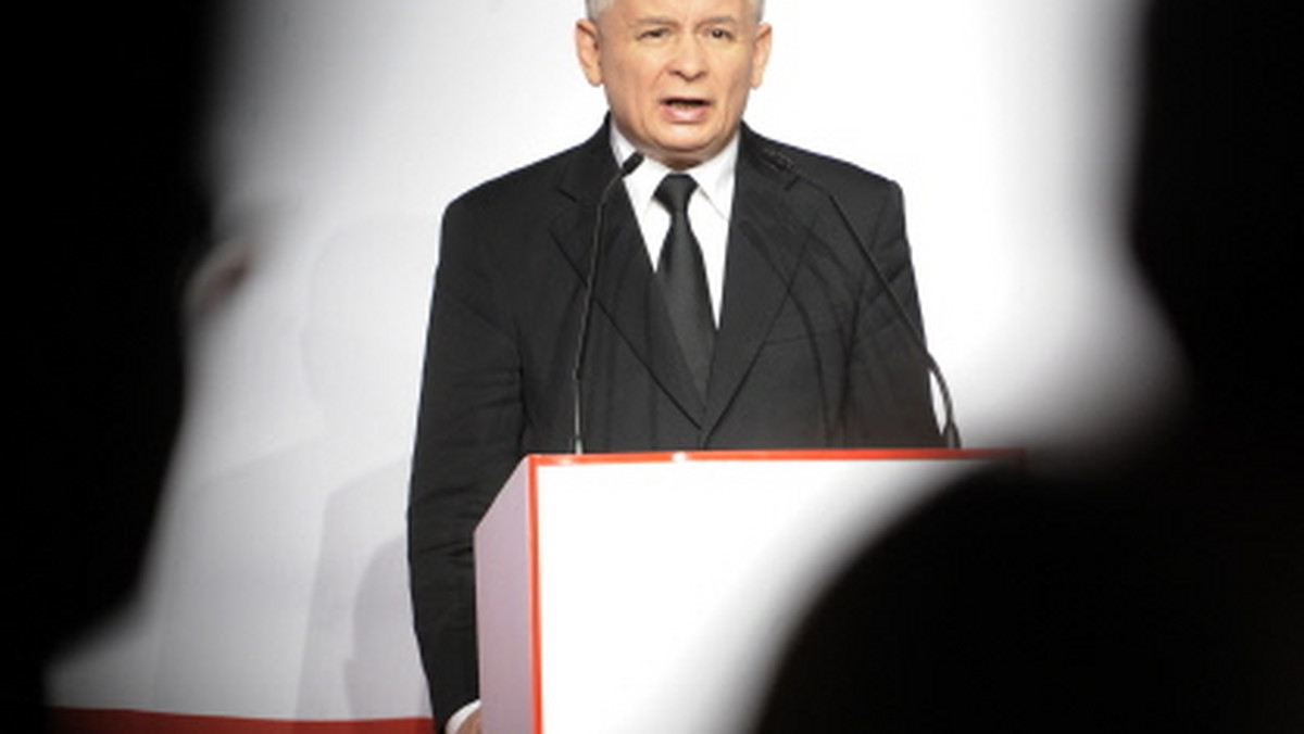 Komorowskiemu i Tuskowi ręki nie podam - mówi prezes PiS Jarosław Kaczyński.