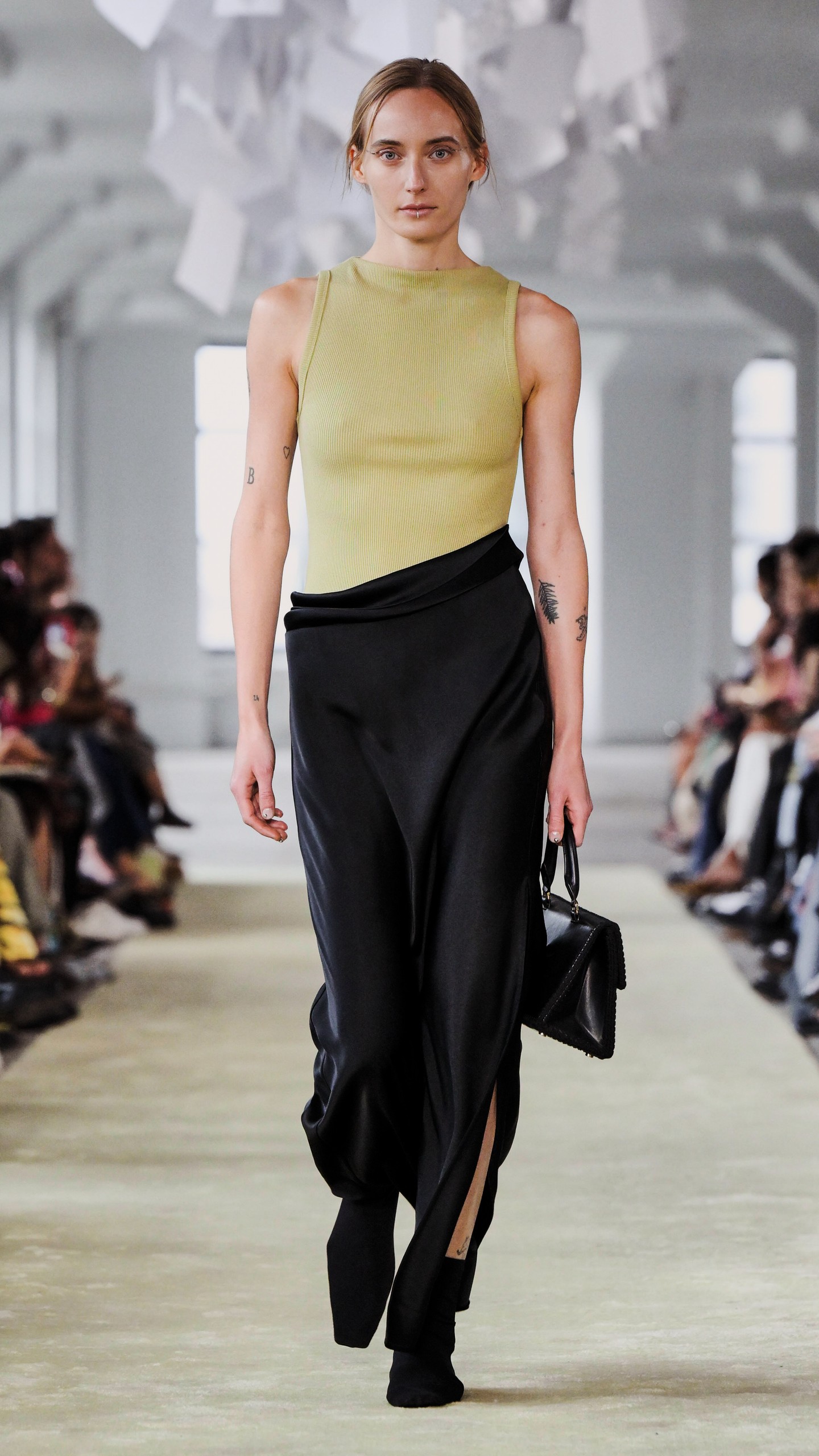 Nanushka 2025 tavasz-nyár, New York Fashion Week