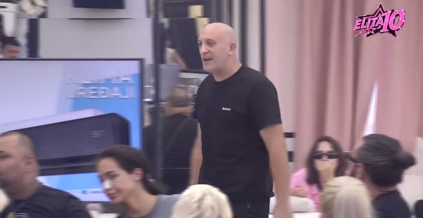Stojin sin se ošišao na ćelavo, svi u šoku: Produkcija odmah poslala pismo